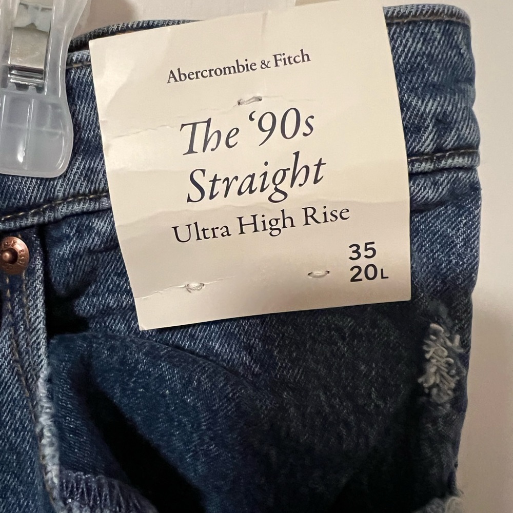 Abercrombie & Fitch The 90s Straight Ultra High Rise, size 35/20L